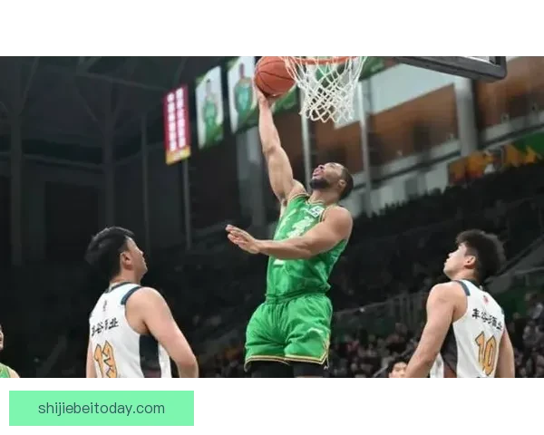 乌戈：新援莱迪将弥补内线空缺 力争尽快磨合形成化学反应